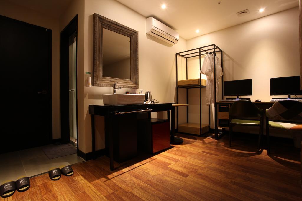 Hotel Banwol Uijeongbu Room photo